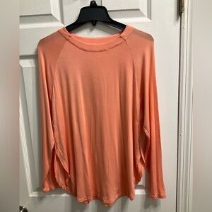 Betabrand Women's Peach Long Sleeve Top Sz M